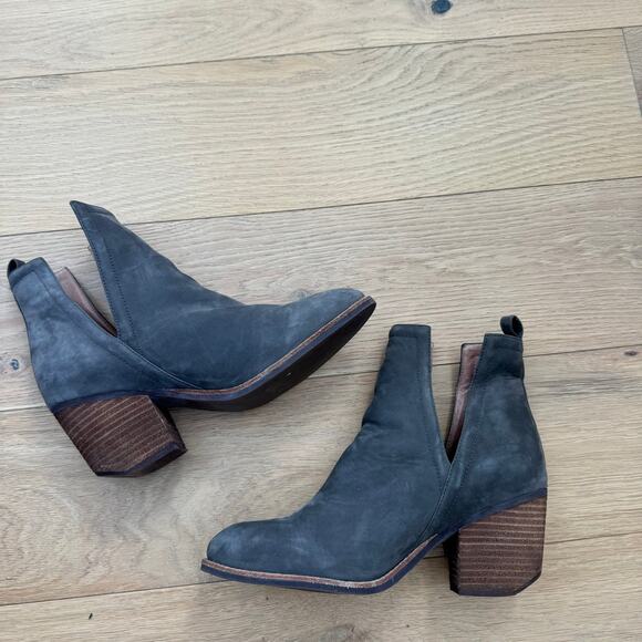 Jeffrey Campbell Orwell Gray Suede Leather Ankle Boots Size 9-Western - Picture 7 of 10